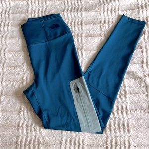 NWOT The North Face leggings - S - Blue